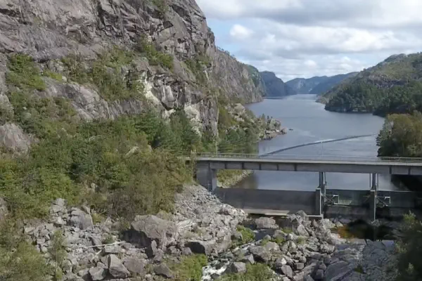 Åna-Sira trafostasjon